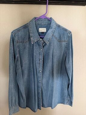 Denim blouse